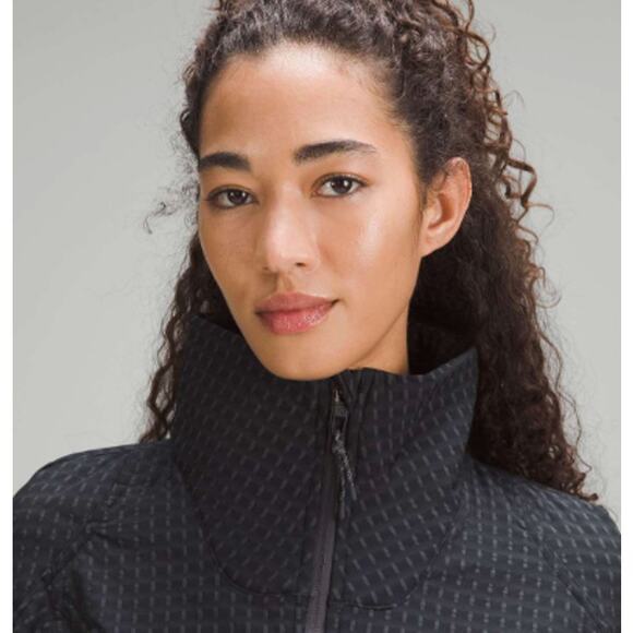 Lululemon Water-Repellent Grid Fleece Hiking Jacket – Black/ Grey – Size 4(NWOT) - Picture 4 of 16